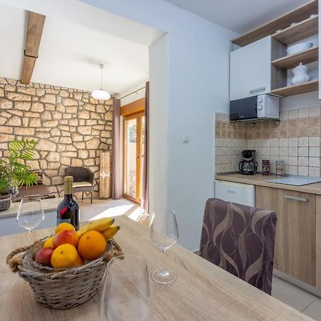 Apartmani Anita Dramalj Extérieur photo
