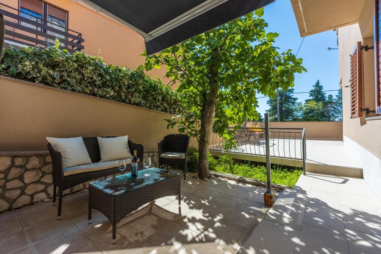 Apartmani Anita Dramalj Extérieur photo